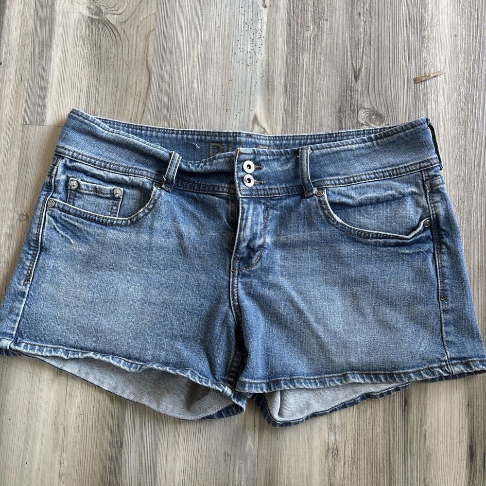 Vintage Delia’s 90s y2K Denim Shorts Size 13/14